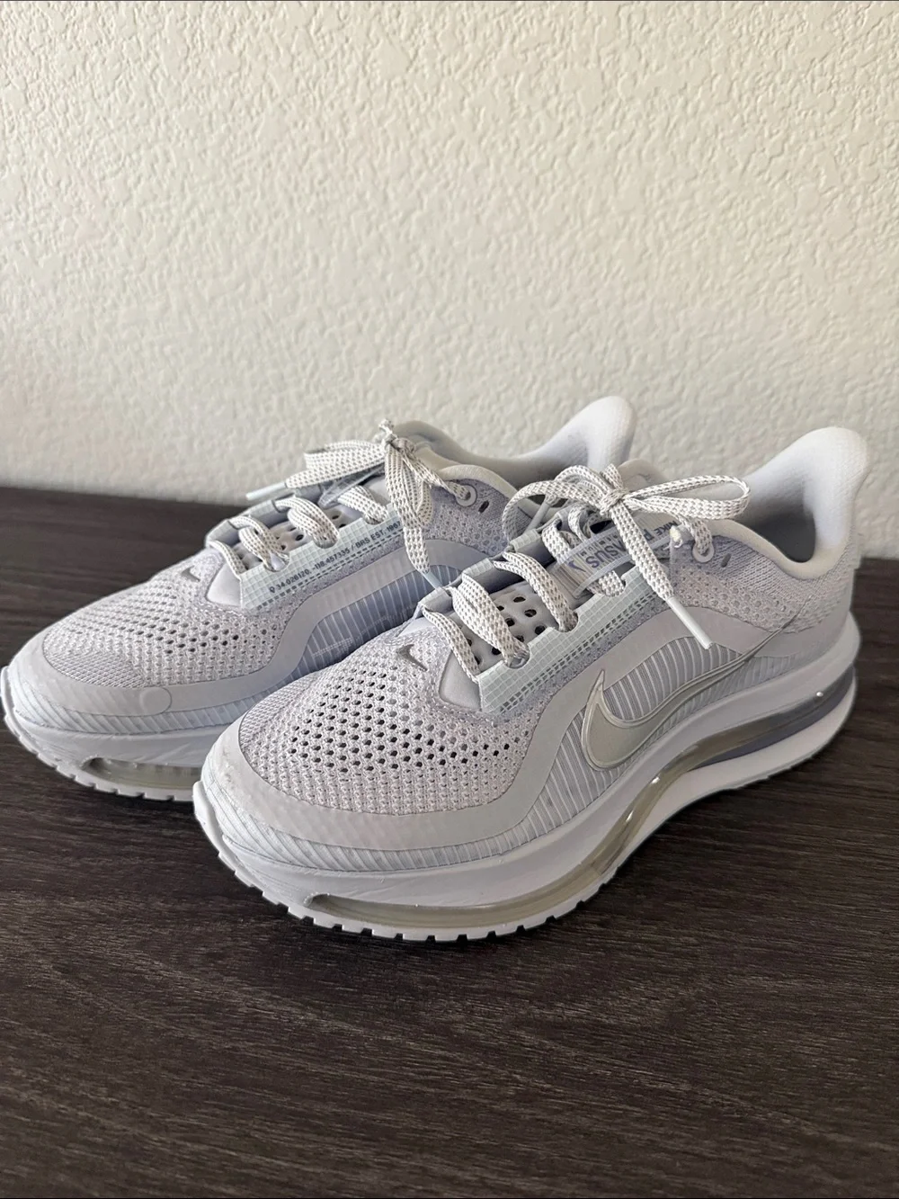 Nike Pegasus Premium Women’s Size 8